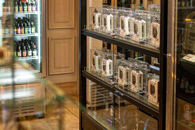 Case Study: Vapowanie e-liquid — small parcel