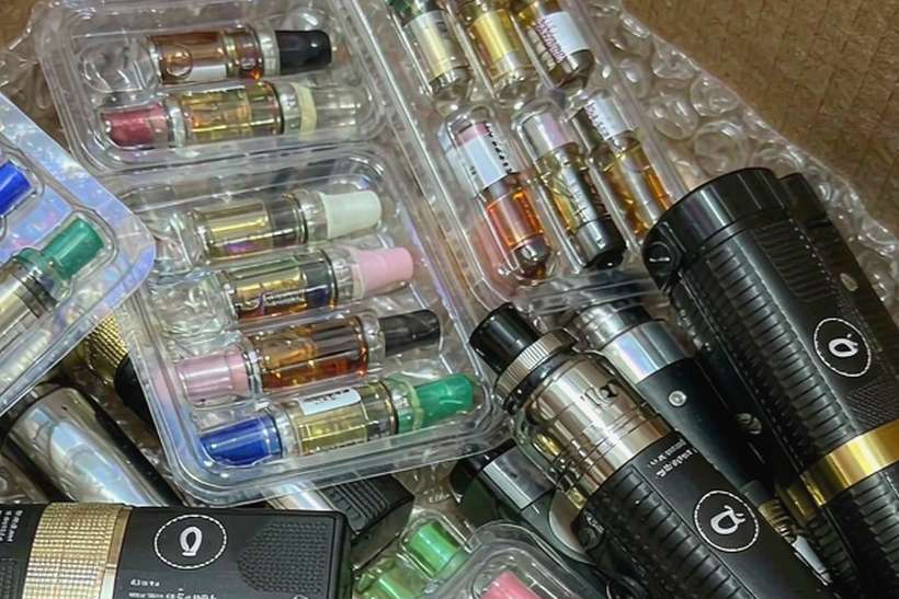 Case Study: Vapowanie e-liquid — US warehouse