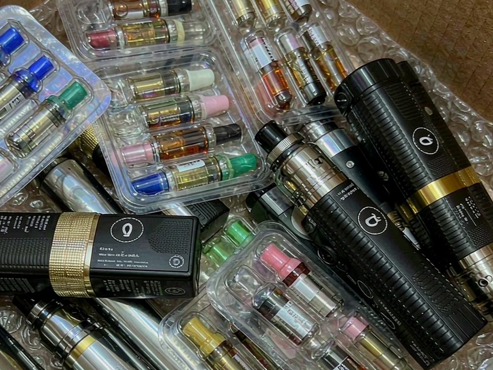 Compliance Notes for Vapowanie disposables — top rated