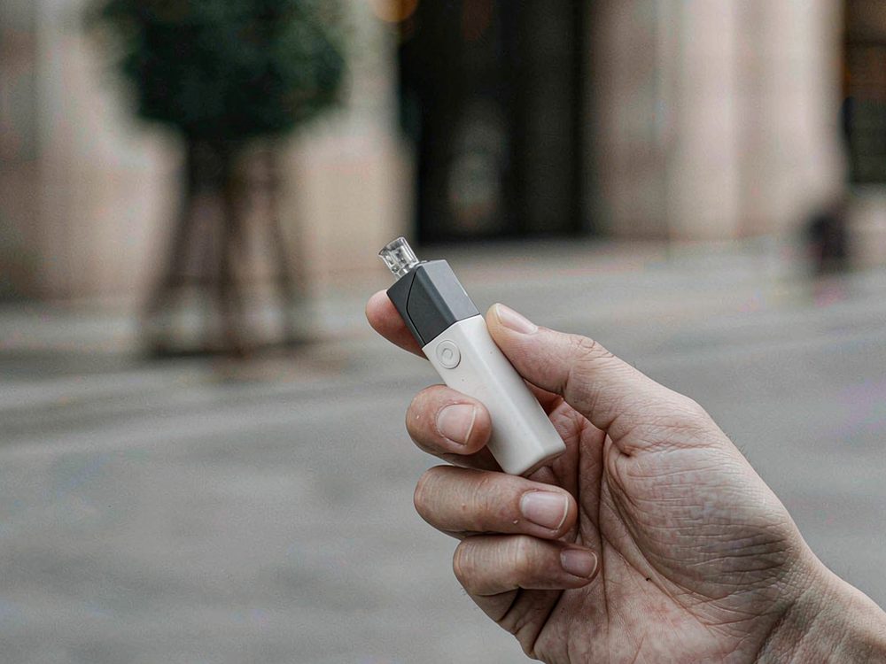Launch Plan for Vapowanie accessories — for resellers