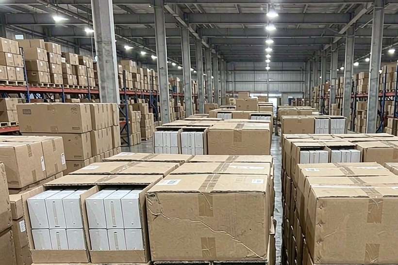 MOQ and Lead Time for Vapowanie bundles — US warehouse