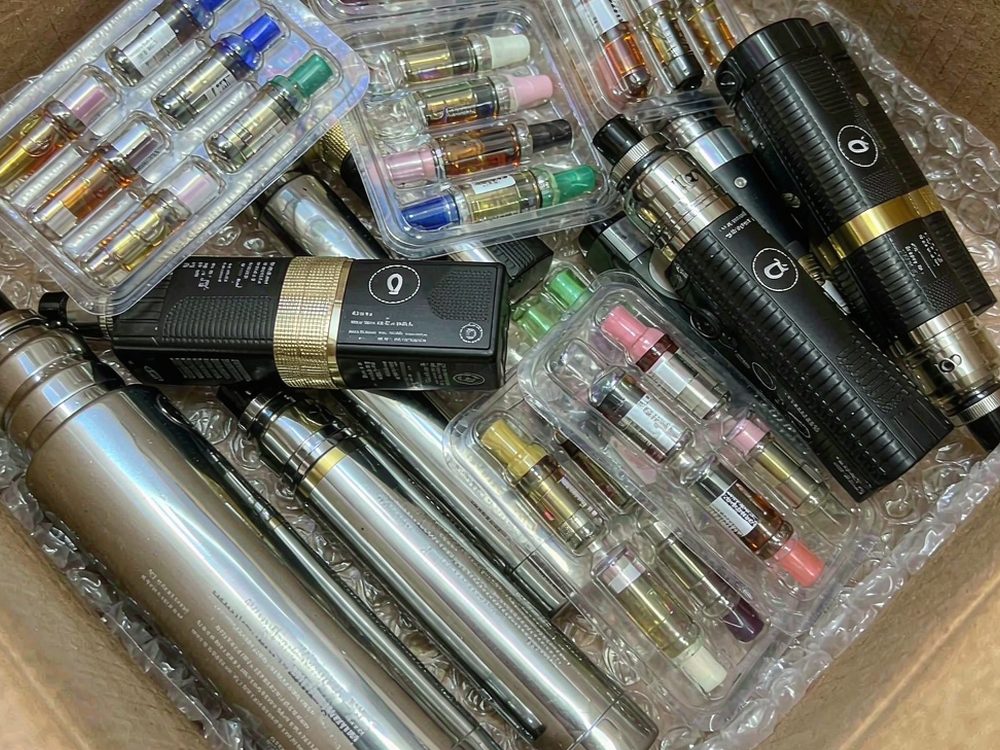 MOQ and Lead Time for Vapowanie tanks — wholesale only