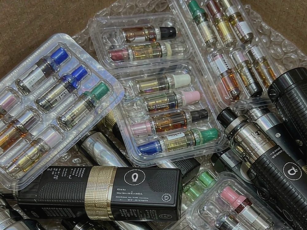 Regional Review of Vapowanie hardware — no minimum MOQ